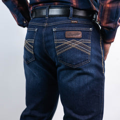 Pantalon Wrangler 20X Slim Straight 122