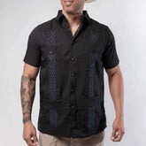 Guayabera Platini Performance Bordada Negro