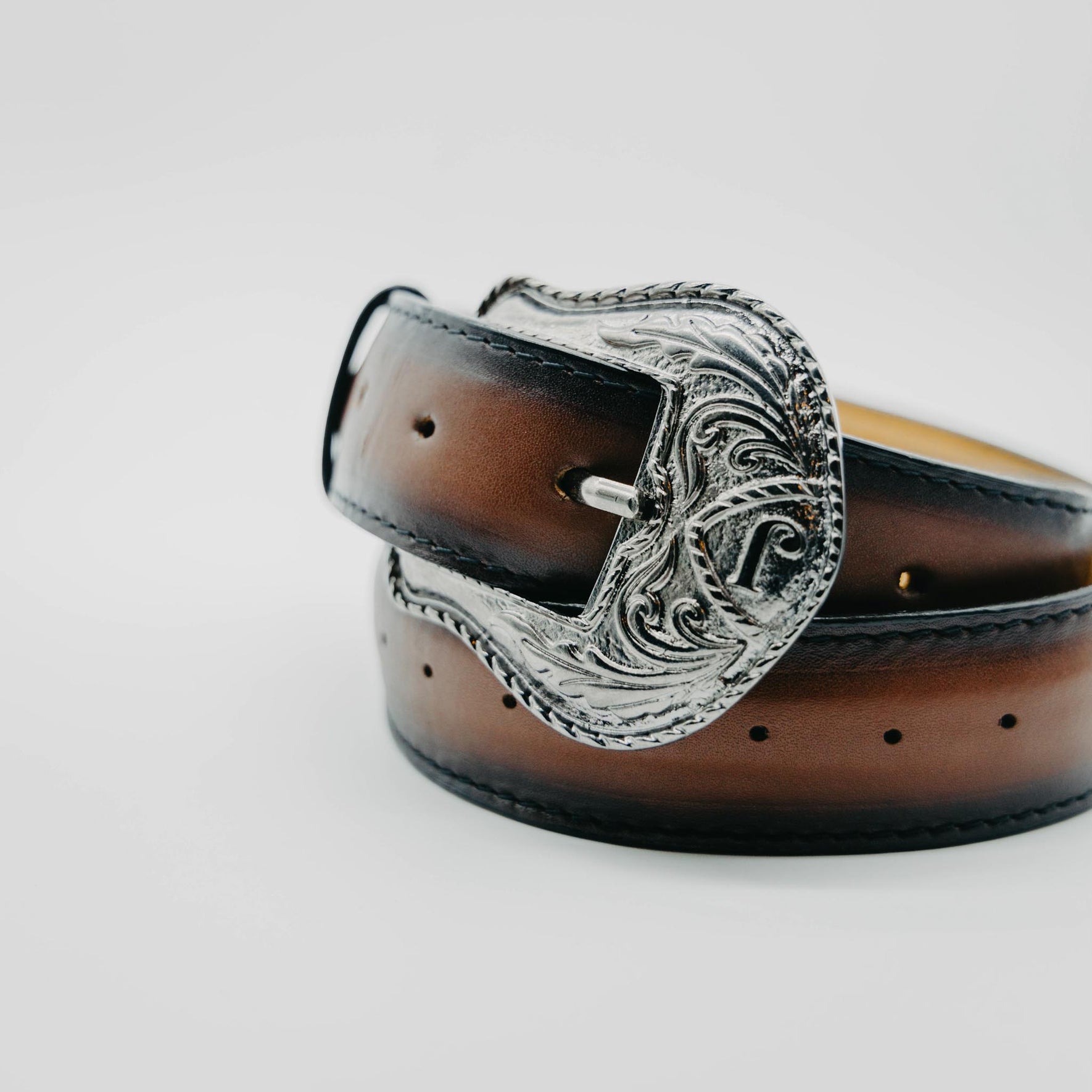 Cinto Vaquero de Piel para Hombre 2