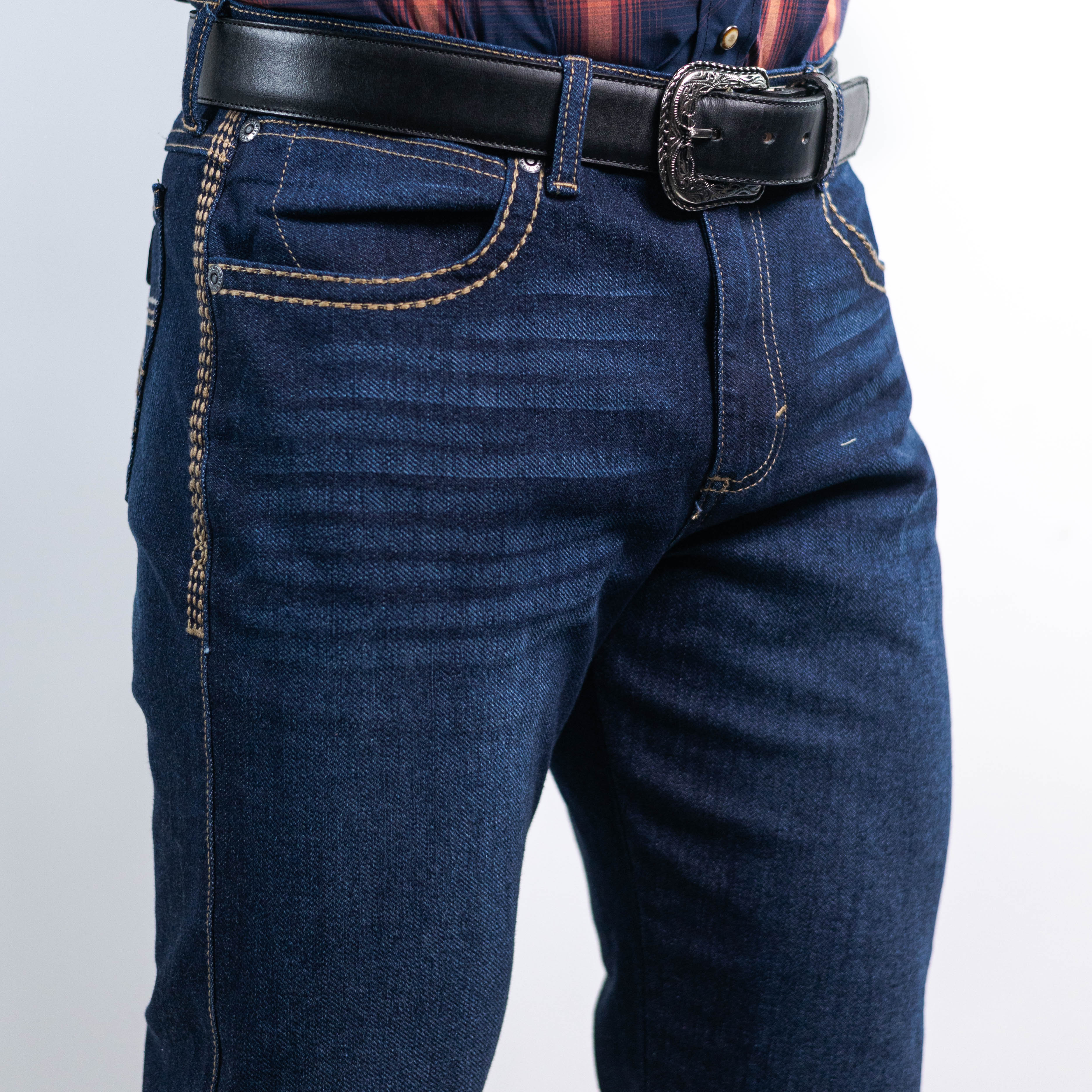 Pantalon Wrangler 20X Slim Straight 122