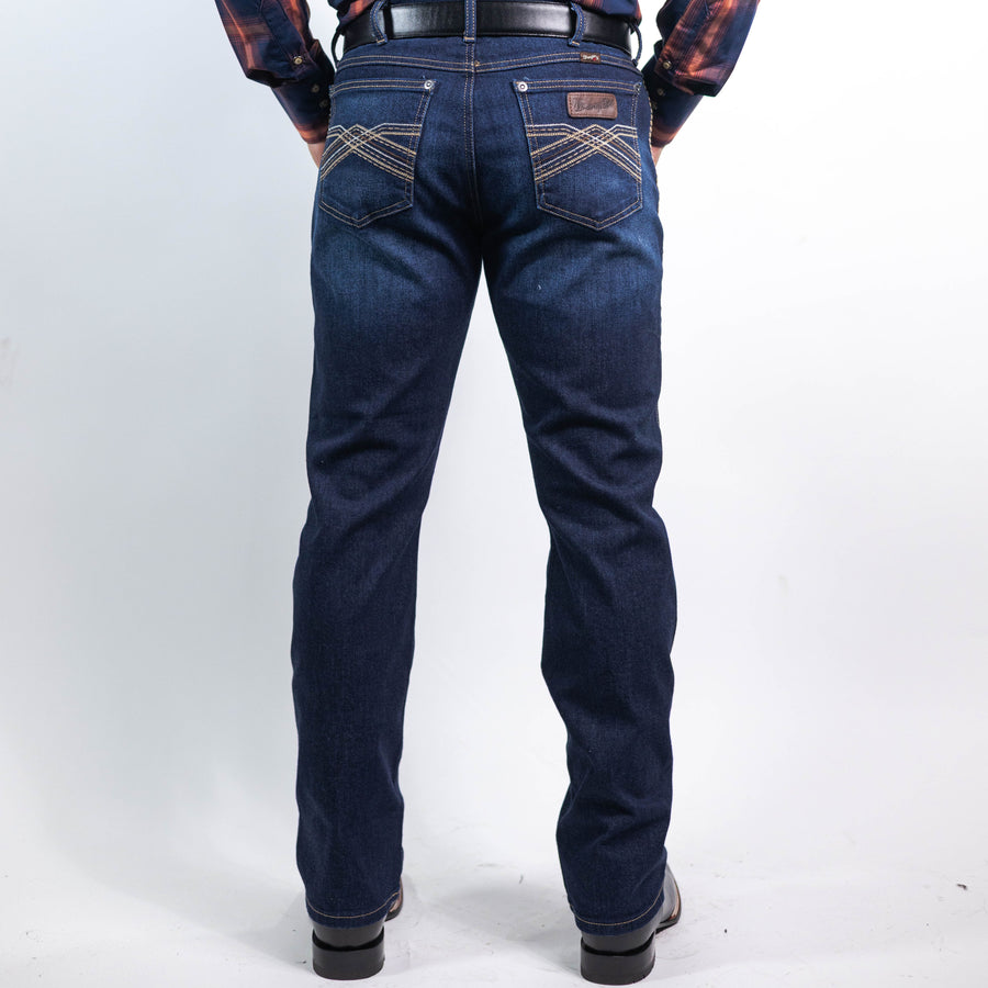 Pantalon Wrangler 20X Slim Straight 122