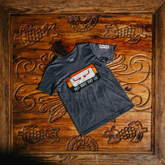 Playera Red Dirt Kids Runaway Grey 001