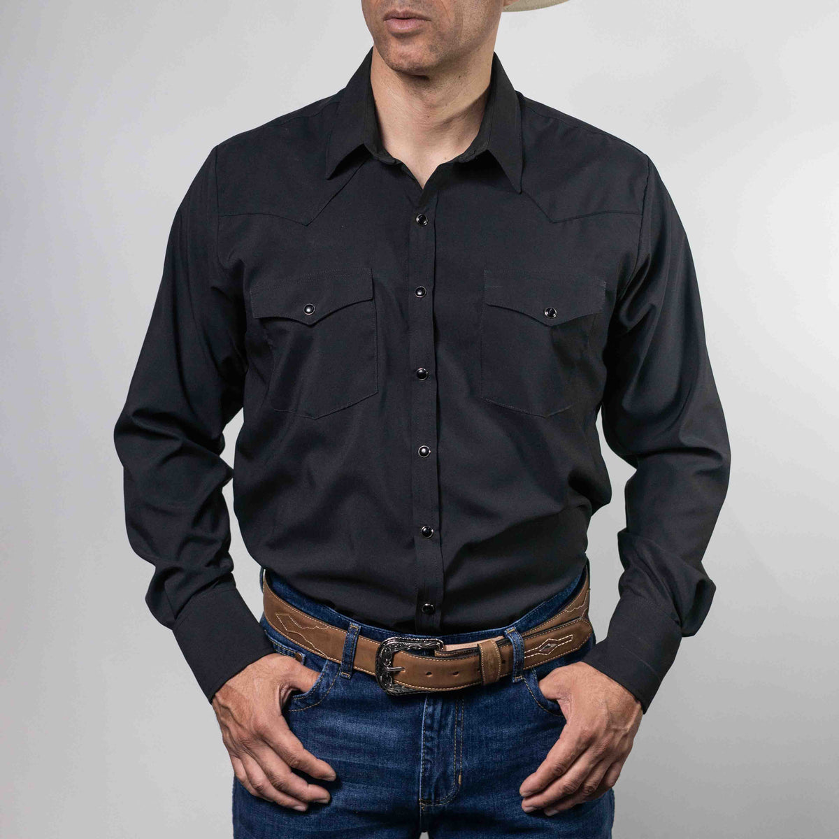 CUSTER LISA PERFORMANCE NEGRO