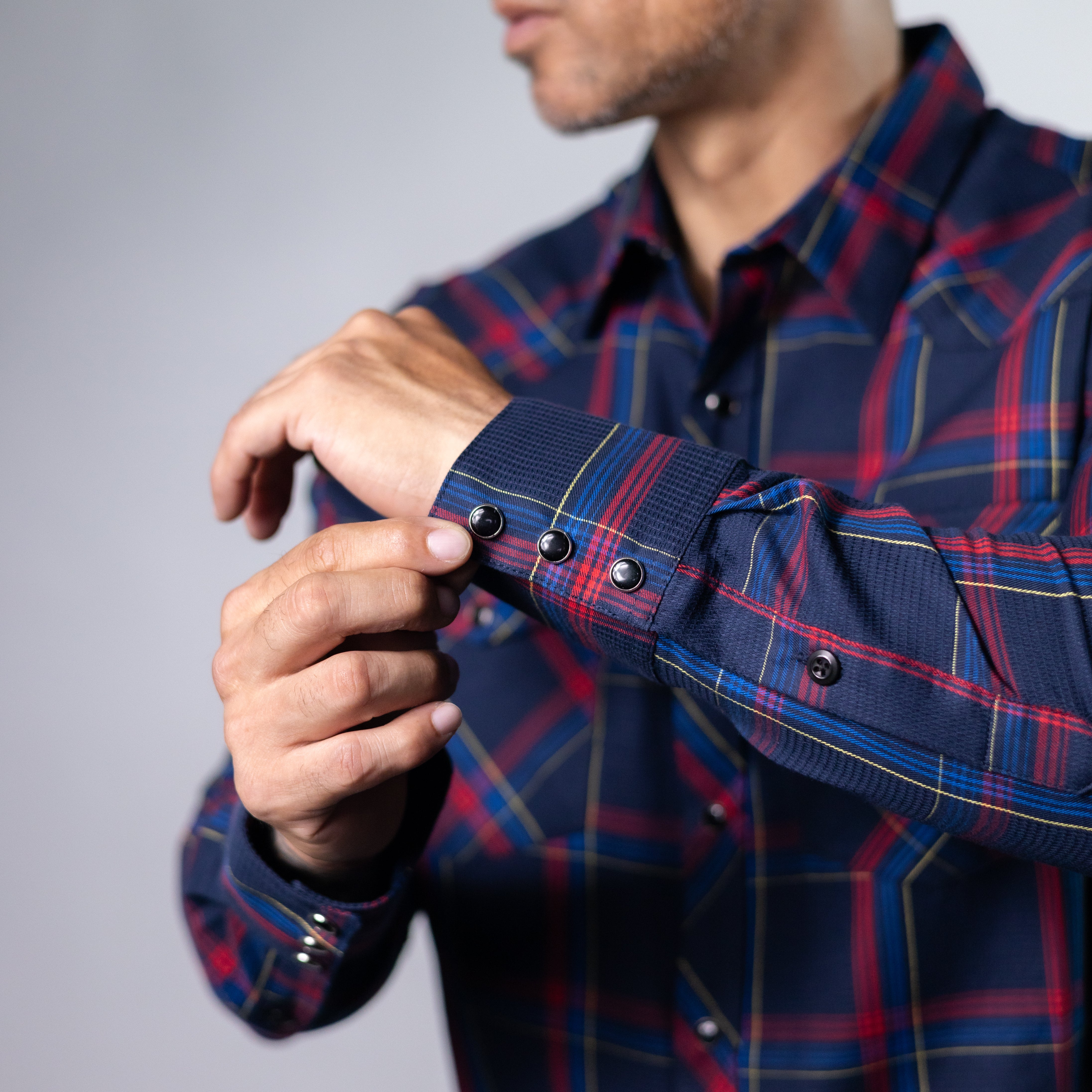 CAMISA MONTERO CUA MARINO/ROJO