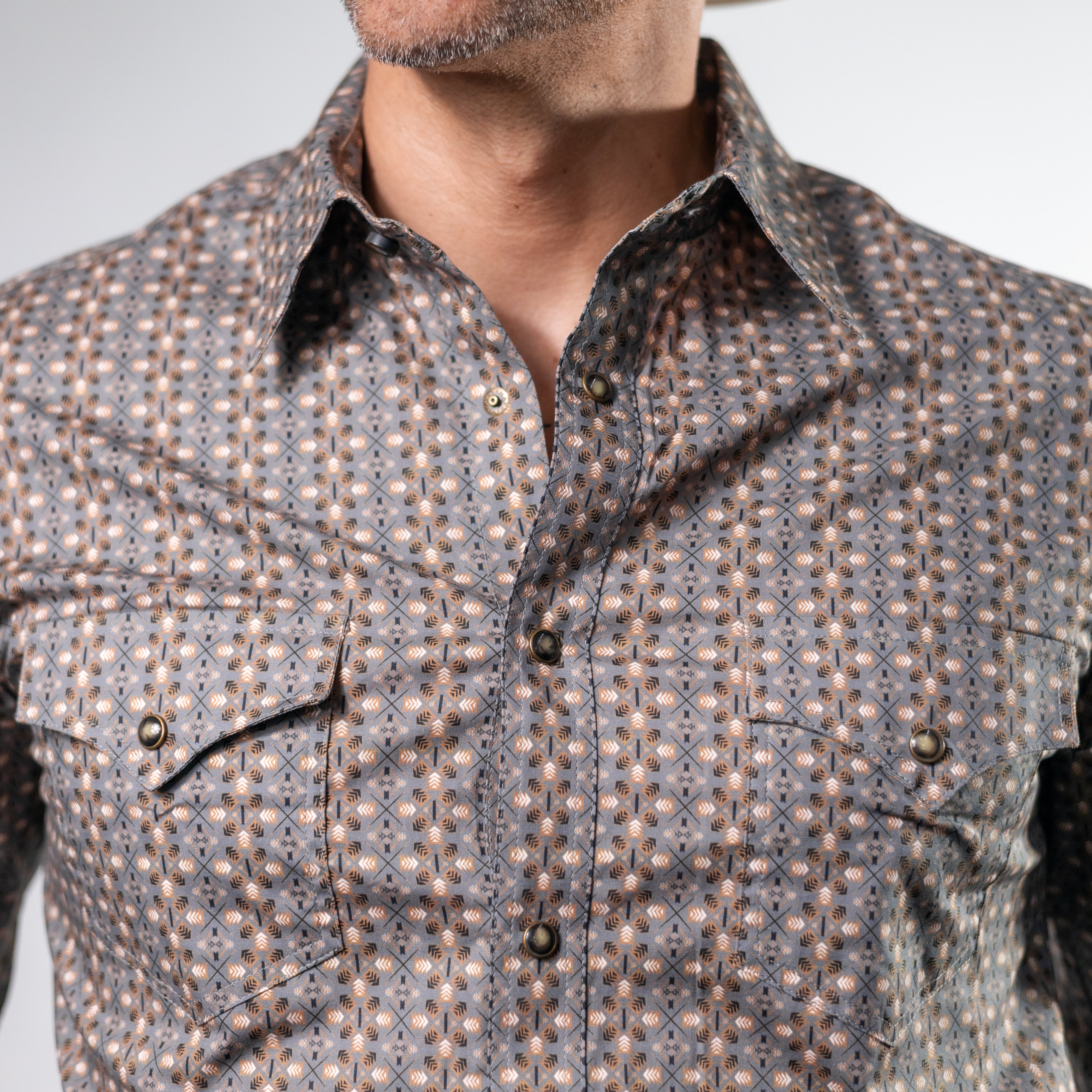 CAMISA ROCK&ROLL EST GEO DRK BROWN