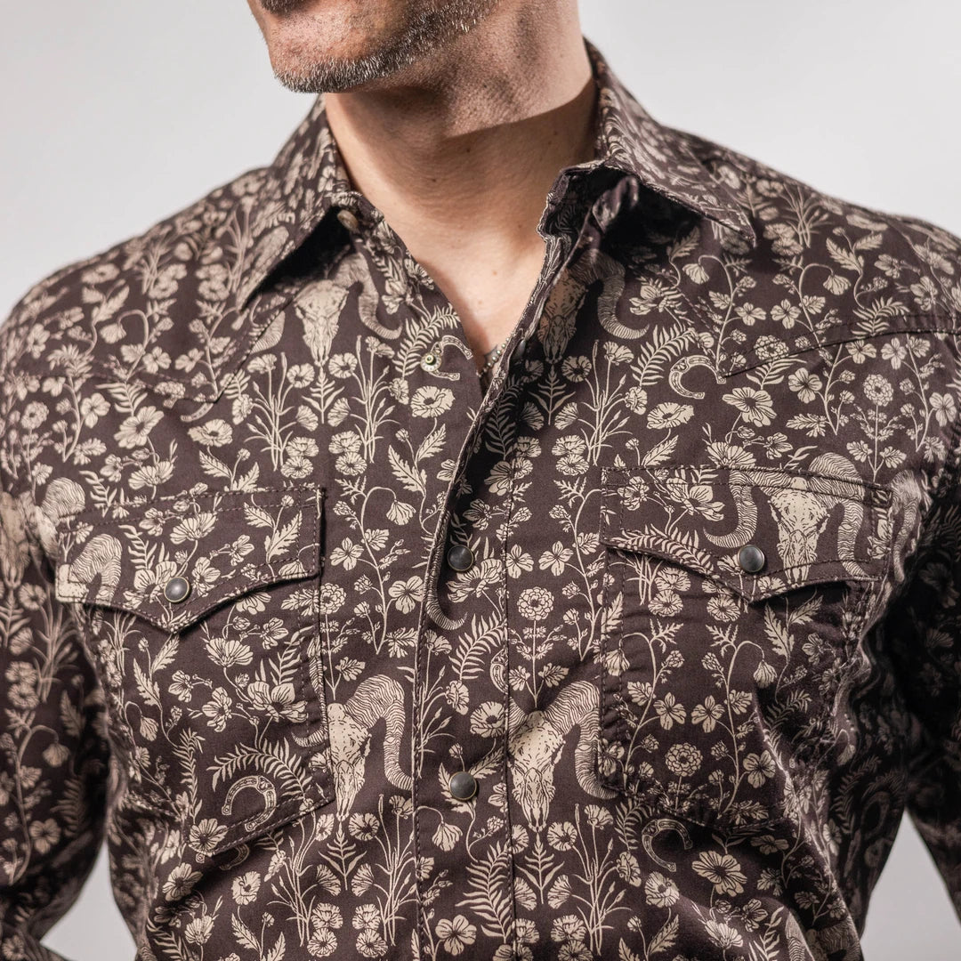 Camisa Wrangler Retro Est Cráneo Café 251