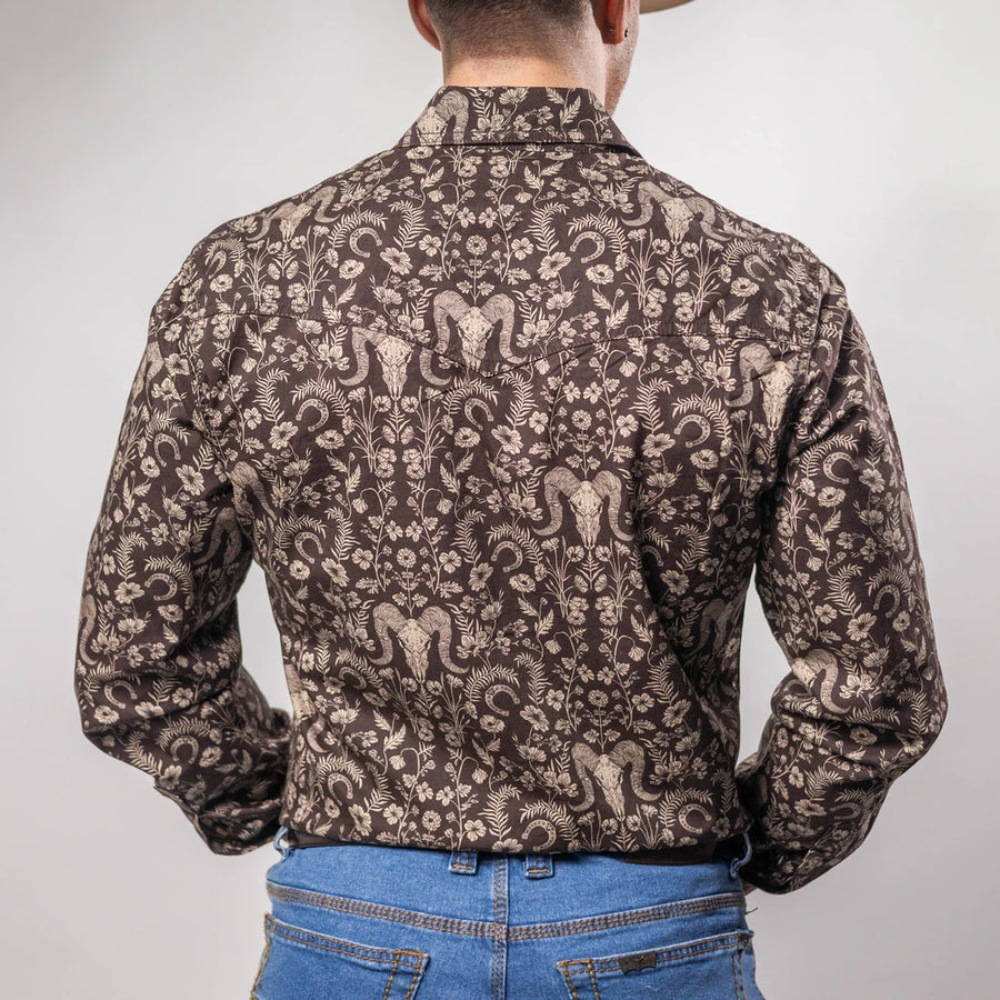 Camisa Wrangler Retro Estampada Cráneo Café 251