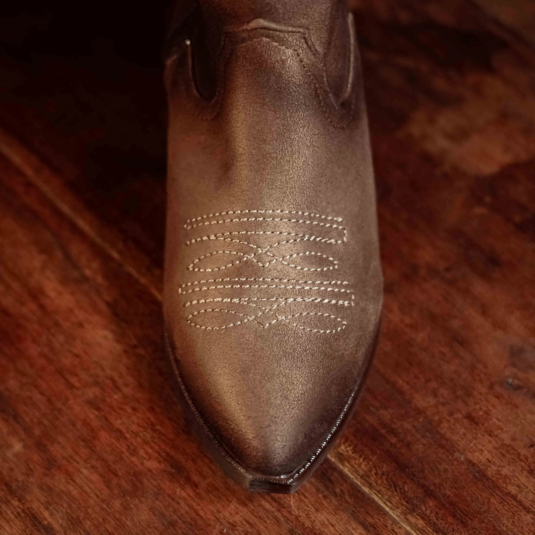 Bota Wrangler Llanera Café H-Retro 004