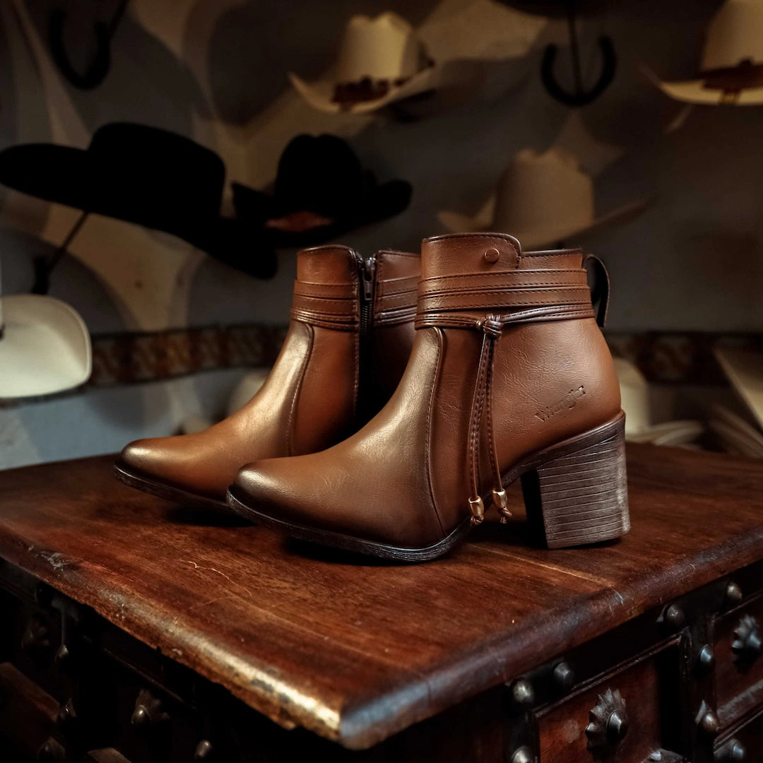 Botin Wrangler Brisa Camel H-Oval 005