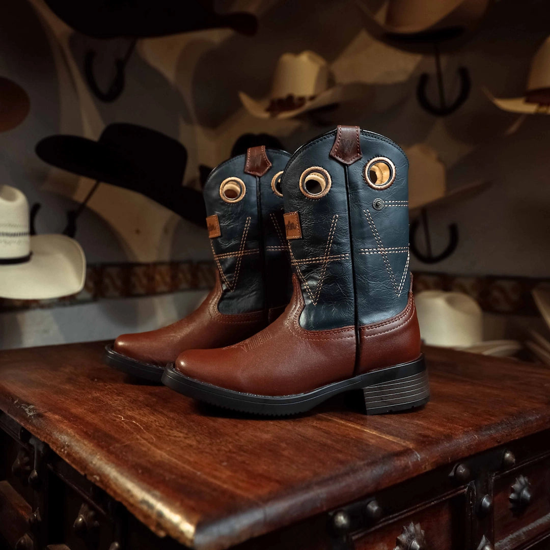 Bota Kids Wrangler Lil Rider Café 001