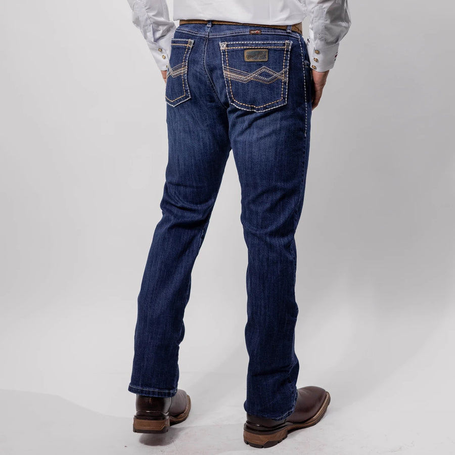 Pantalon Wrangler 20X Slim Boot 117