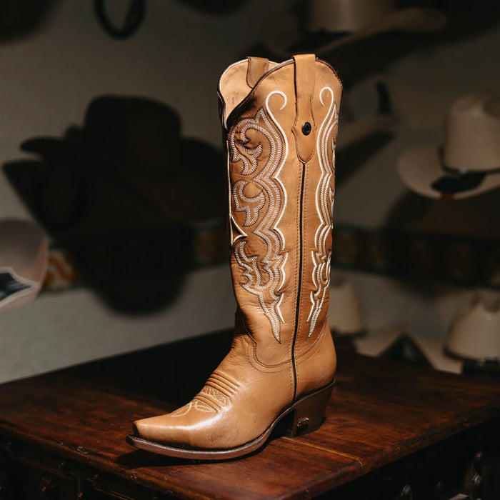 Bota Athiri Yanely Cleyton Miel 005