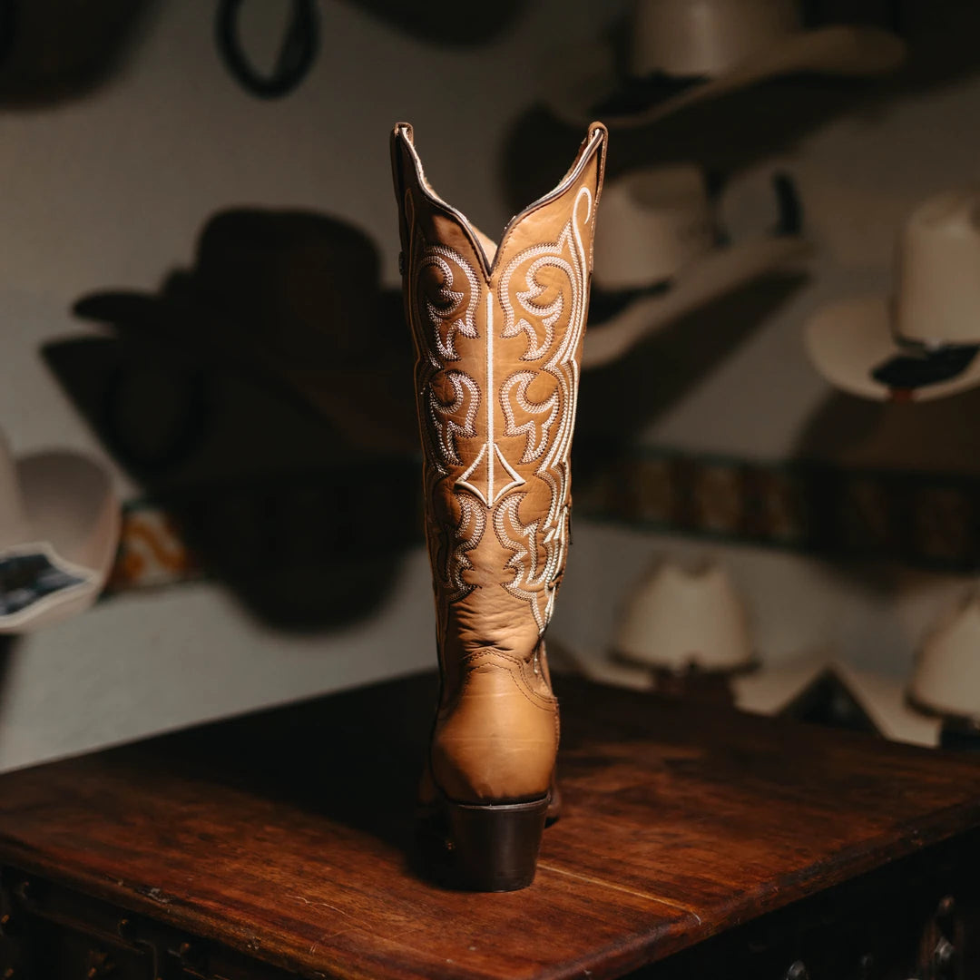 Bota Athiri Yanely Cleyton Miel 005