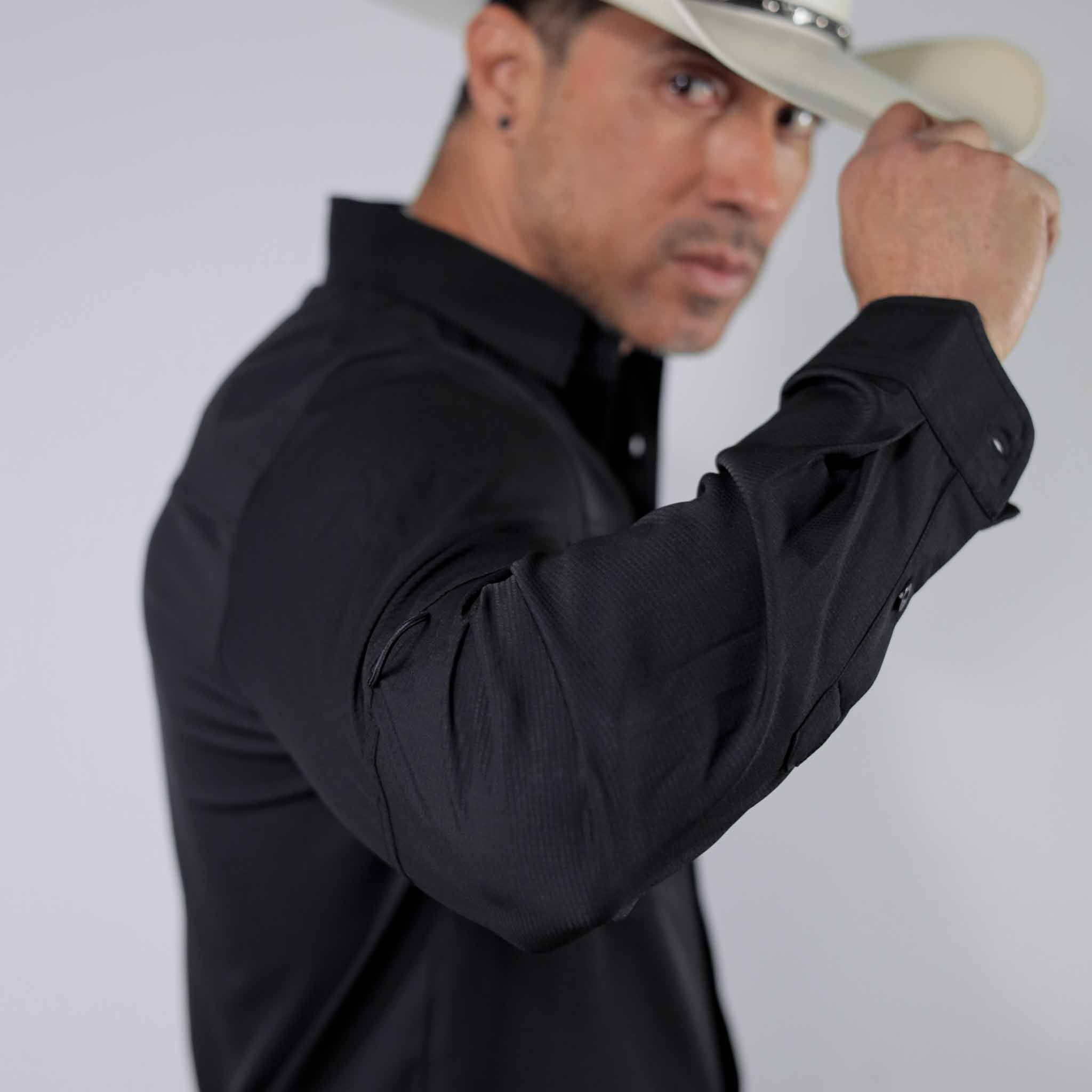 Camisa 5th Ranch Lisa Performance Negro 010