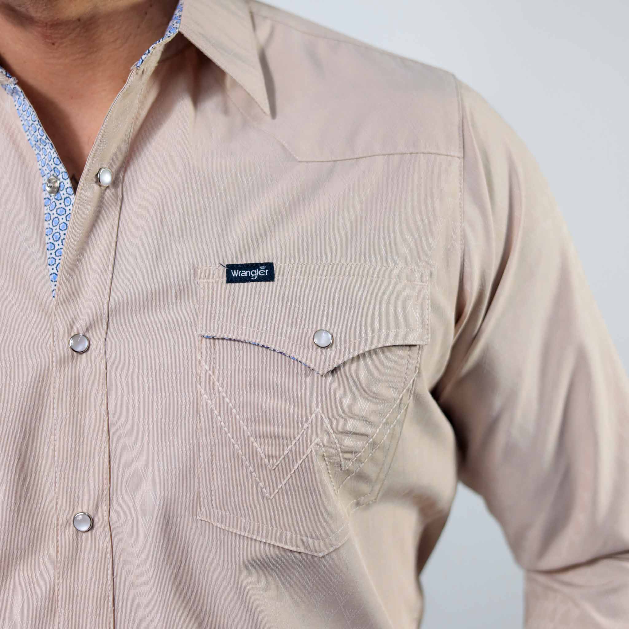 Camisa Wrangler Retro Lisa Tex Beige/Rombos 263
