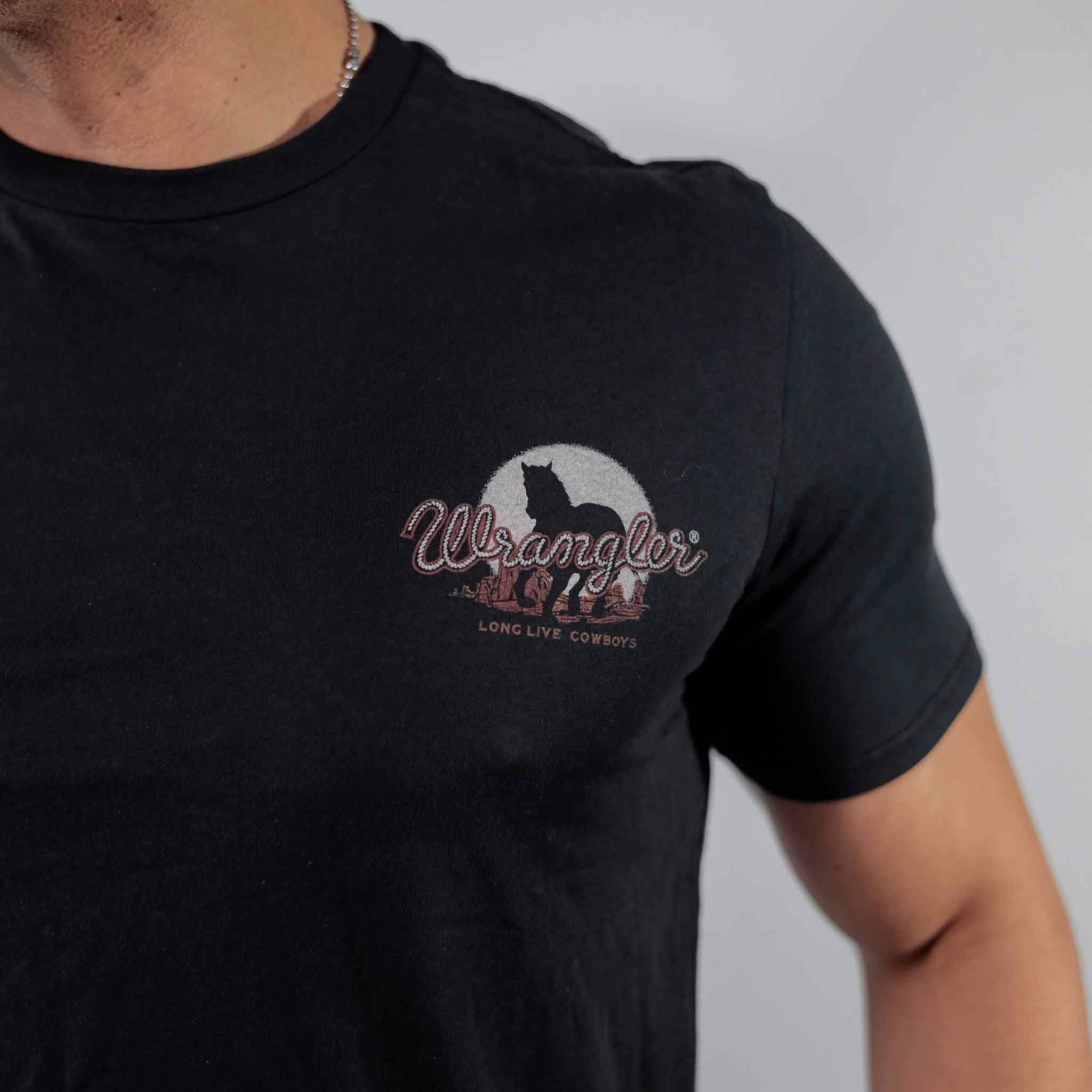 Playera Wrangler Negro Desert Horse 271