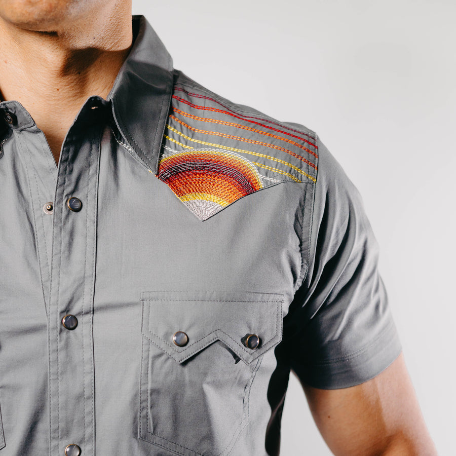 Camisa Rock&Roll Manga Corta Bordada Charcoal 007