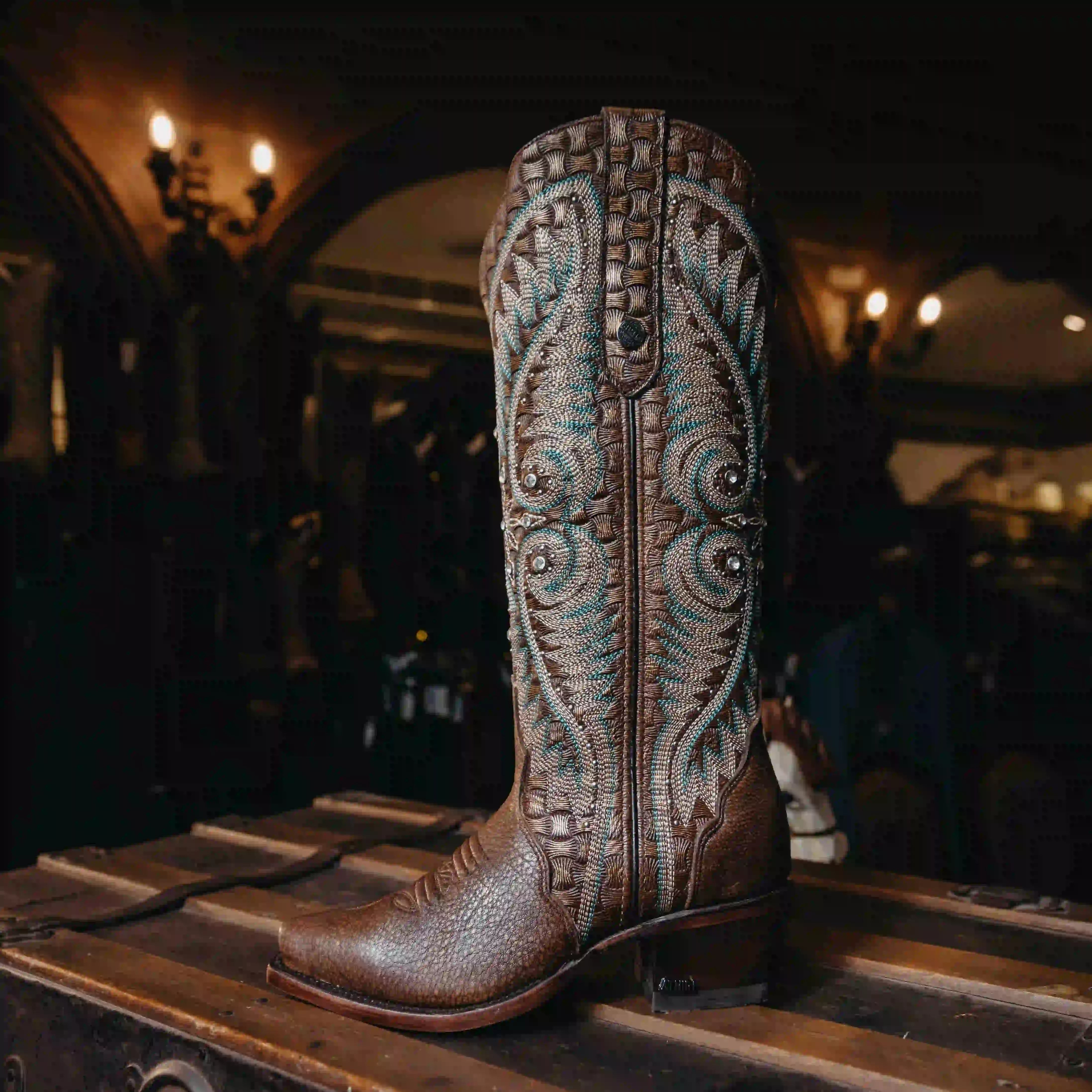 BOTA ATHIRI ATHALA CAVALIER CAFÉ H-MARIE