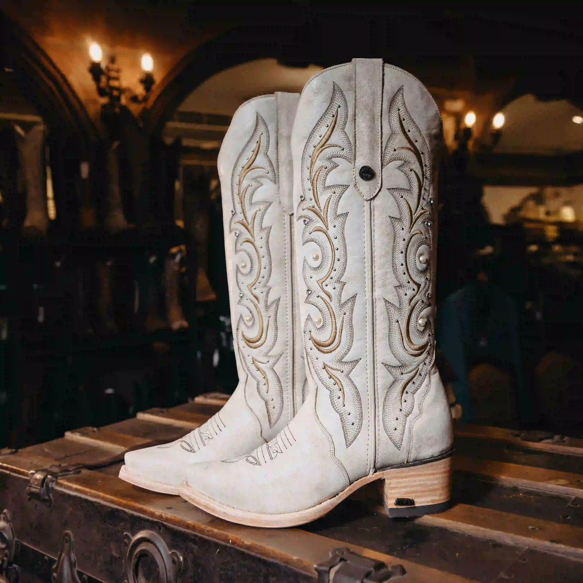 BOTA ATHIRI AMARA ALASKA ORIX H-MARIE