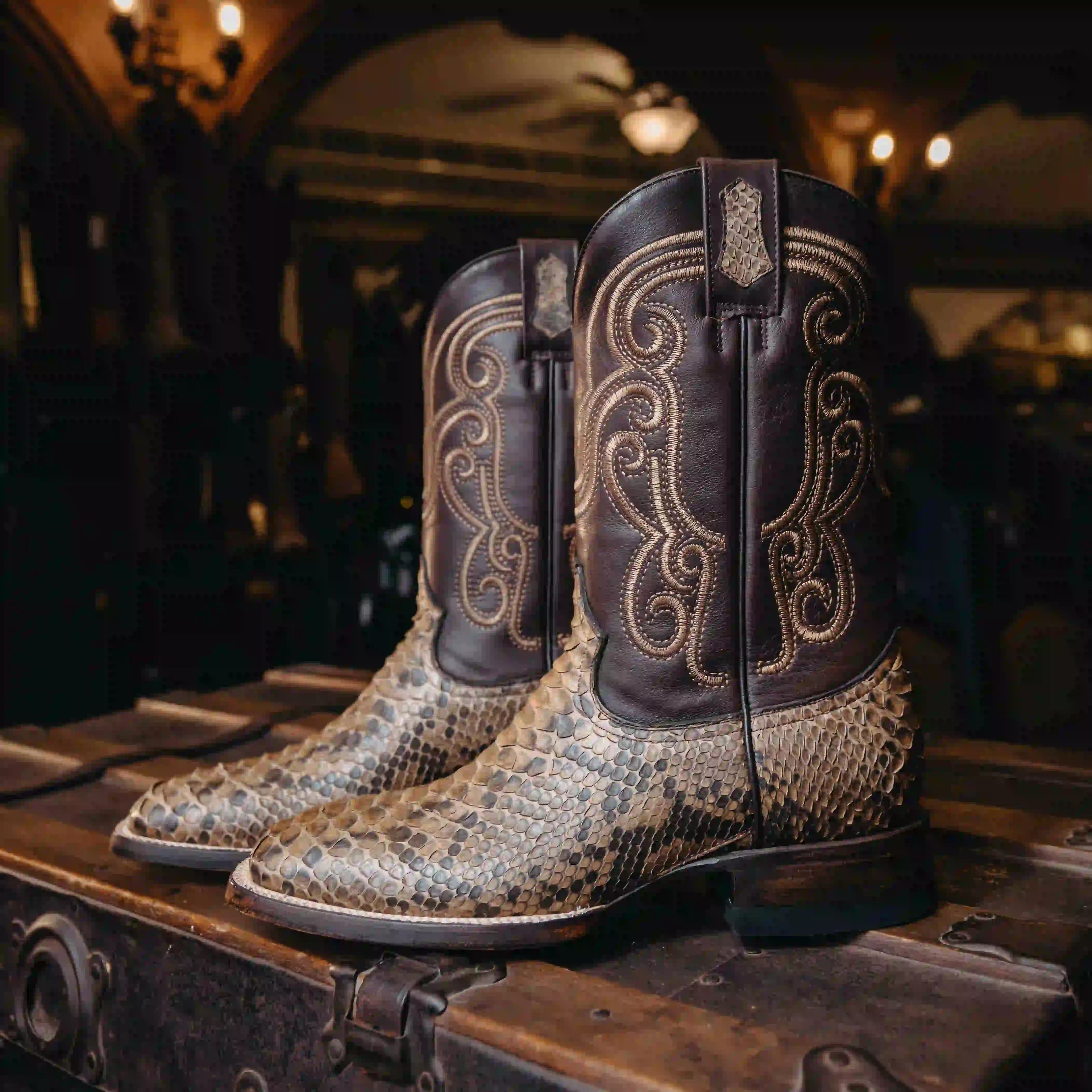 BOTA COWBOYS EXOTICA PITON CAML H-500