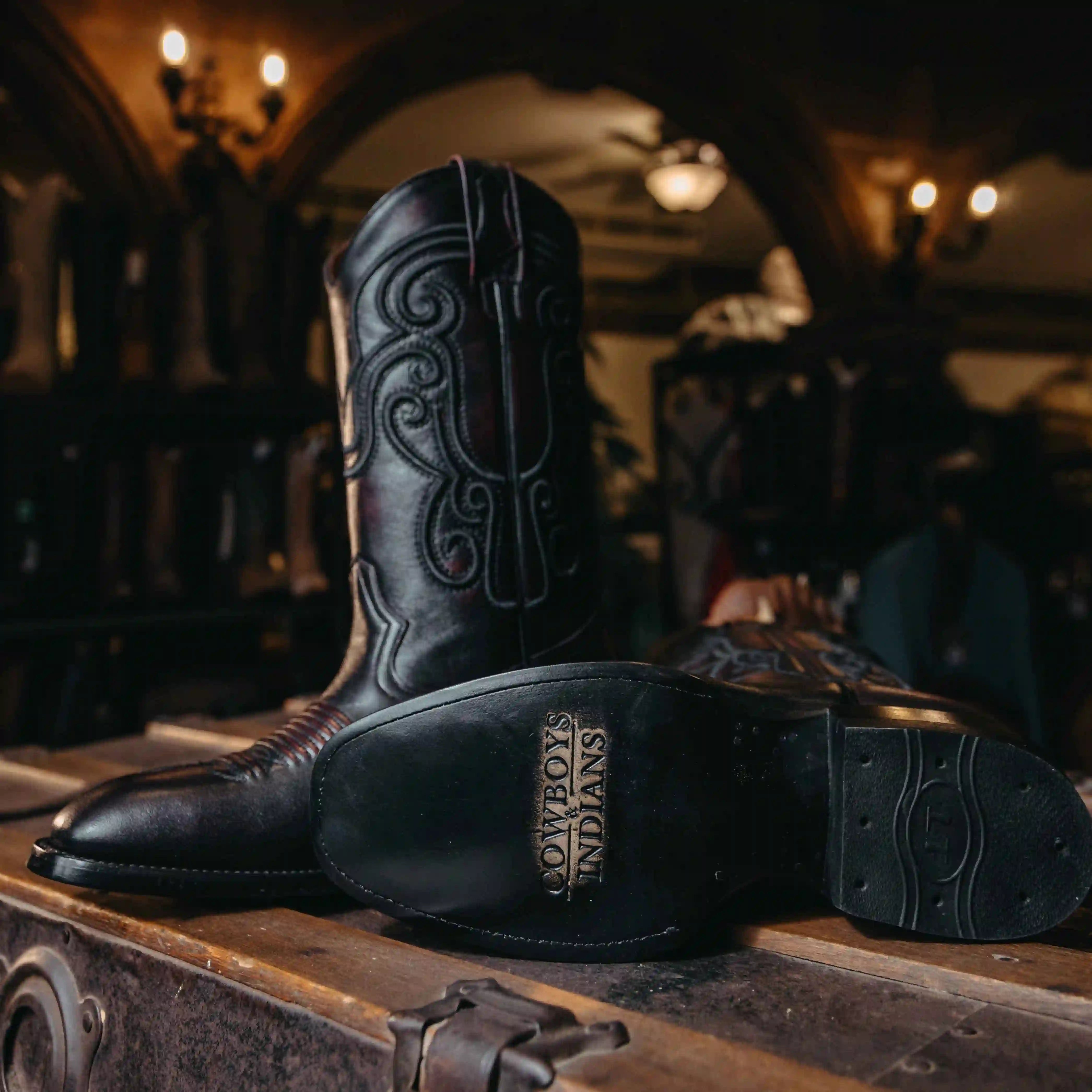 BOTA COWBOYS IMPERIAL BLK CHERRY H-FRAN