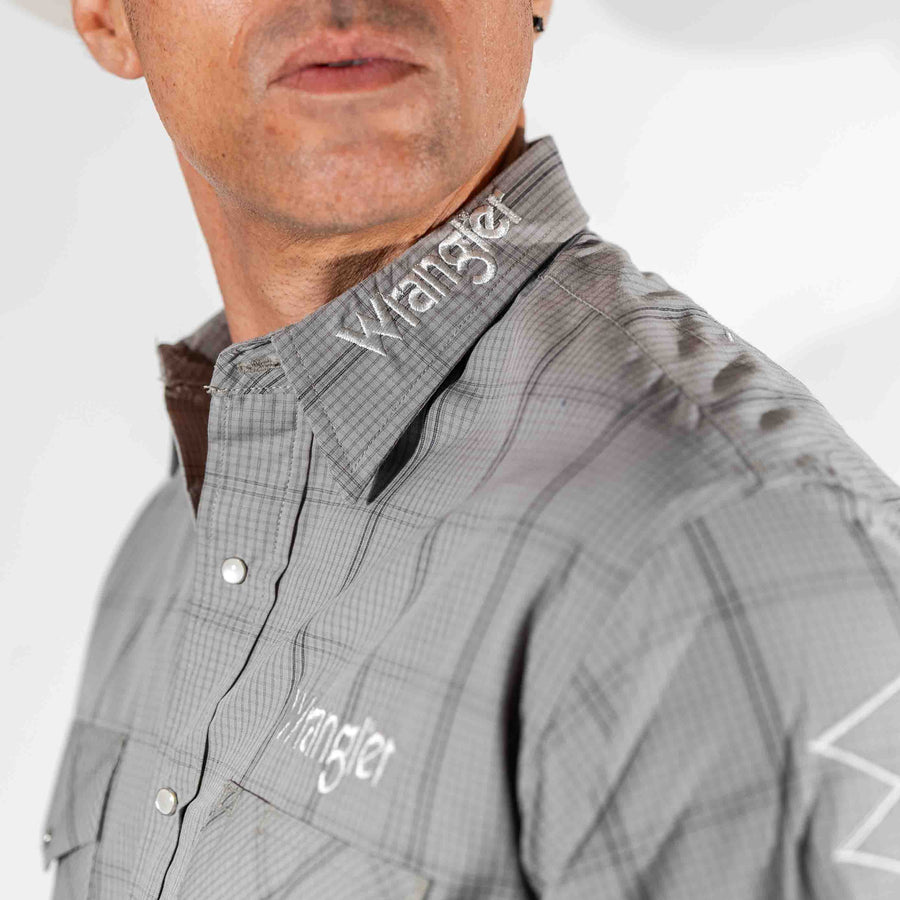 Camisa Wrangler Cuadros Bordado Color Gris