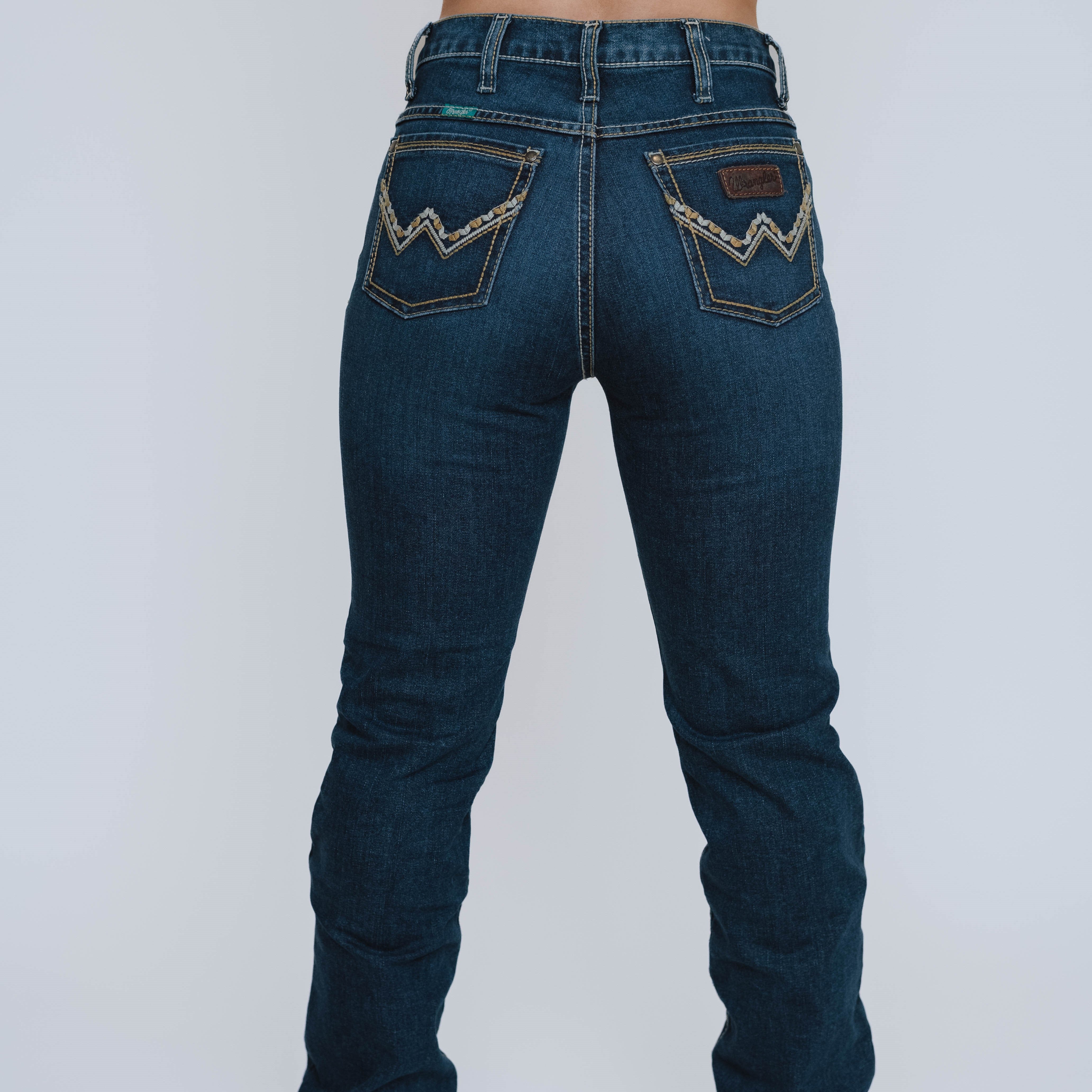 Pantalón Wrangler Cintura Alta 073