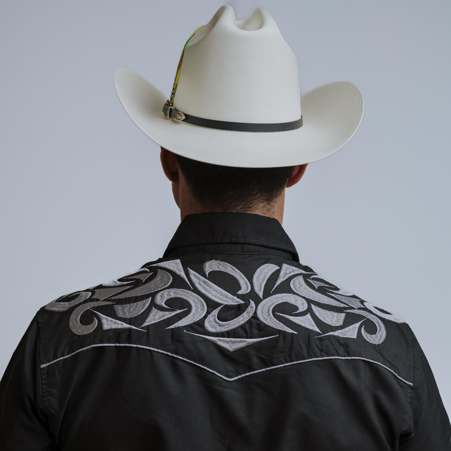 Camisa Wild Bull Bordada Grande Negra Plata 073
