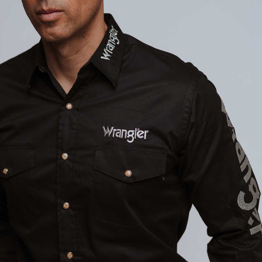 Camisa Wrangler Bordada Logo Negra 047
