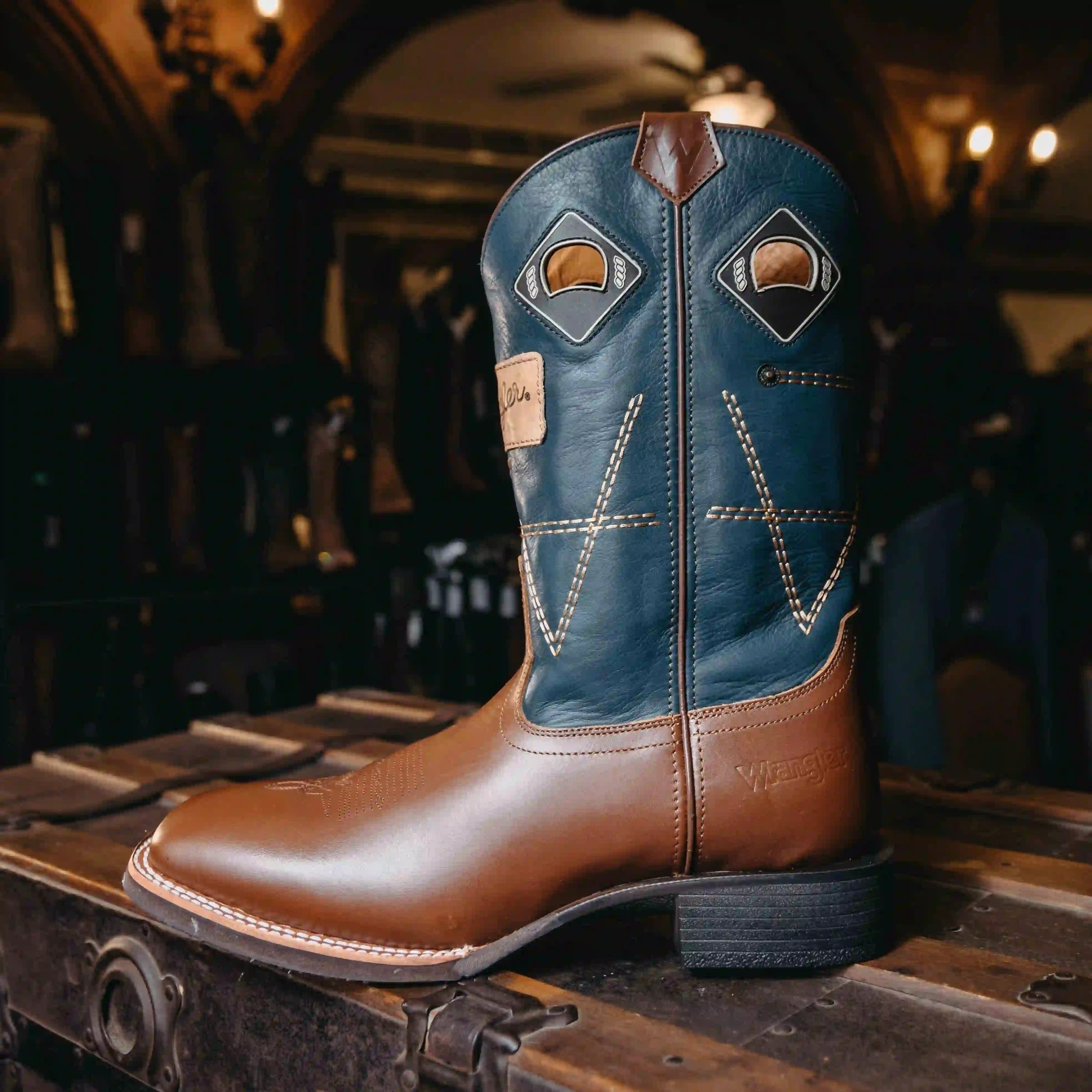 Bota Wrangler Legend Azul/Cafe H-500 003
